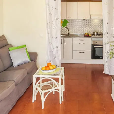1 Bedroom Pet Friendly Apartment In Torrevieja Esterno foto
