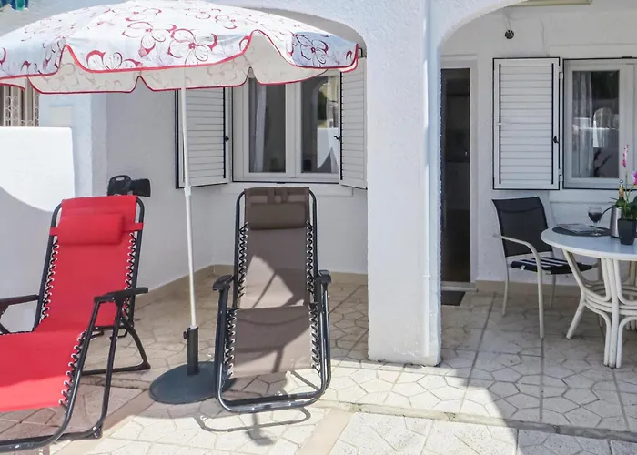 1 Bedroom Pet Friendly Apartment In Torrevieja