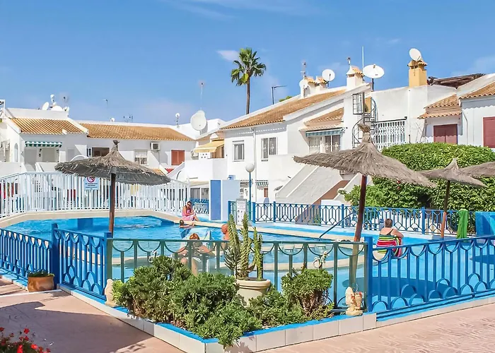 1 Bedroom Pet Friendly Apartment In Torrevieja