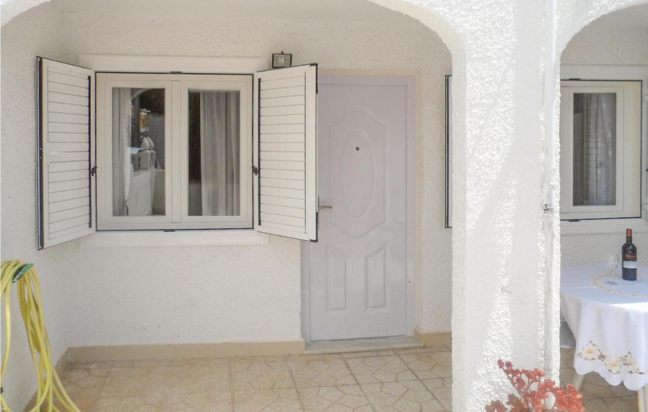 1 Bedroom Pet Friendly In Appartement *