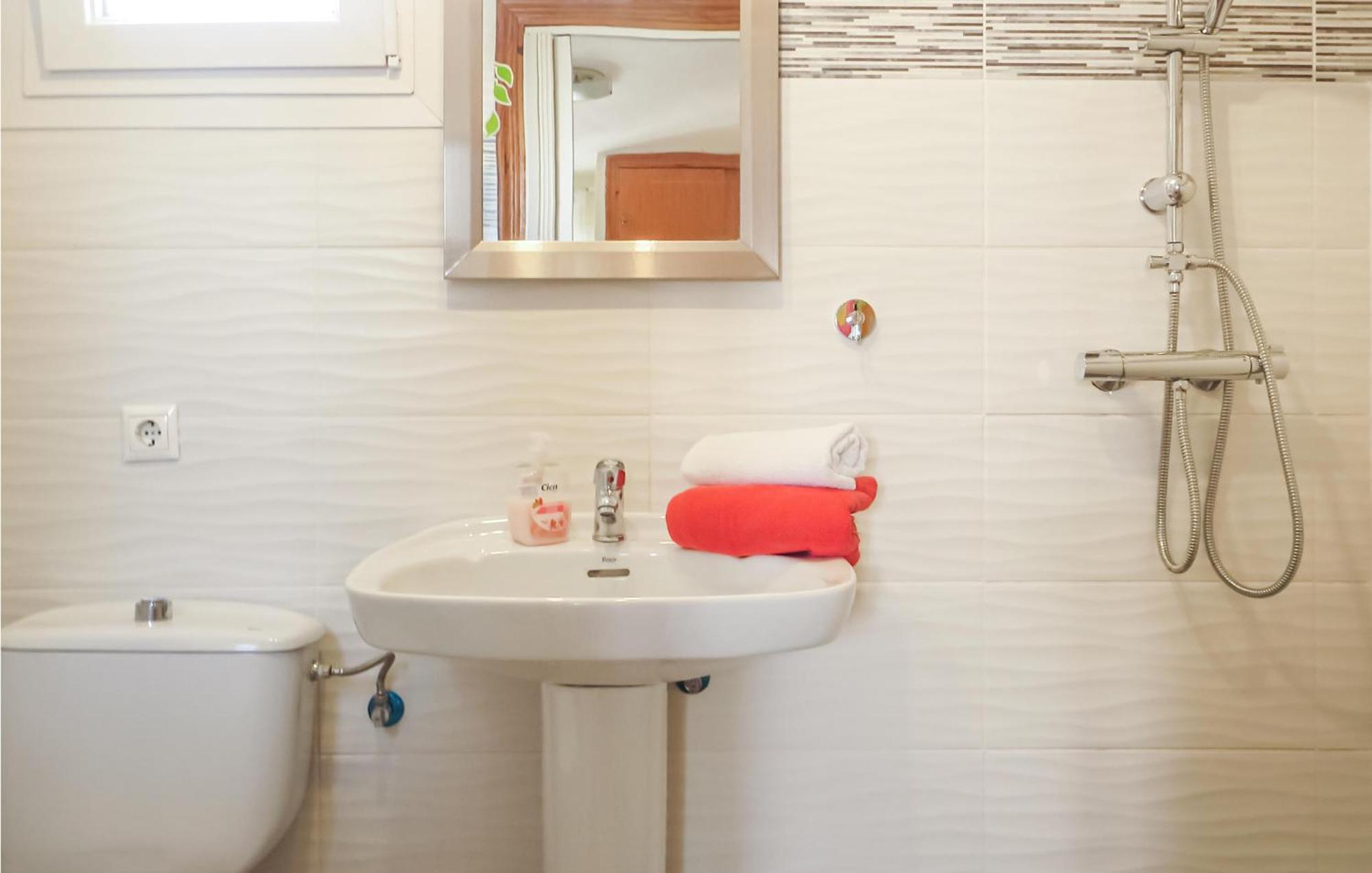 1 Bedroom Pet Friendly In *